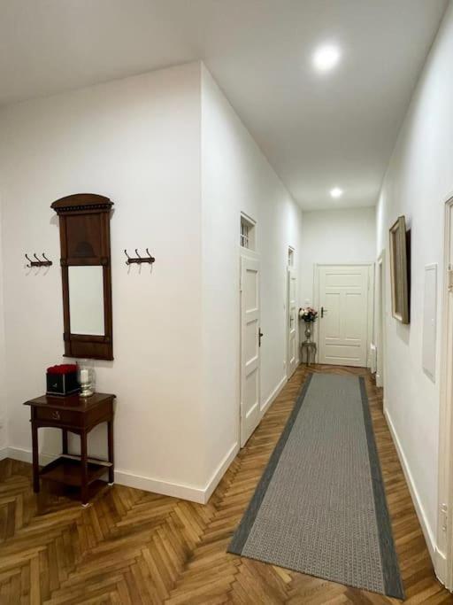 Historical Zaffir House - Market Square * Levoca