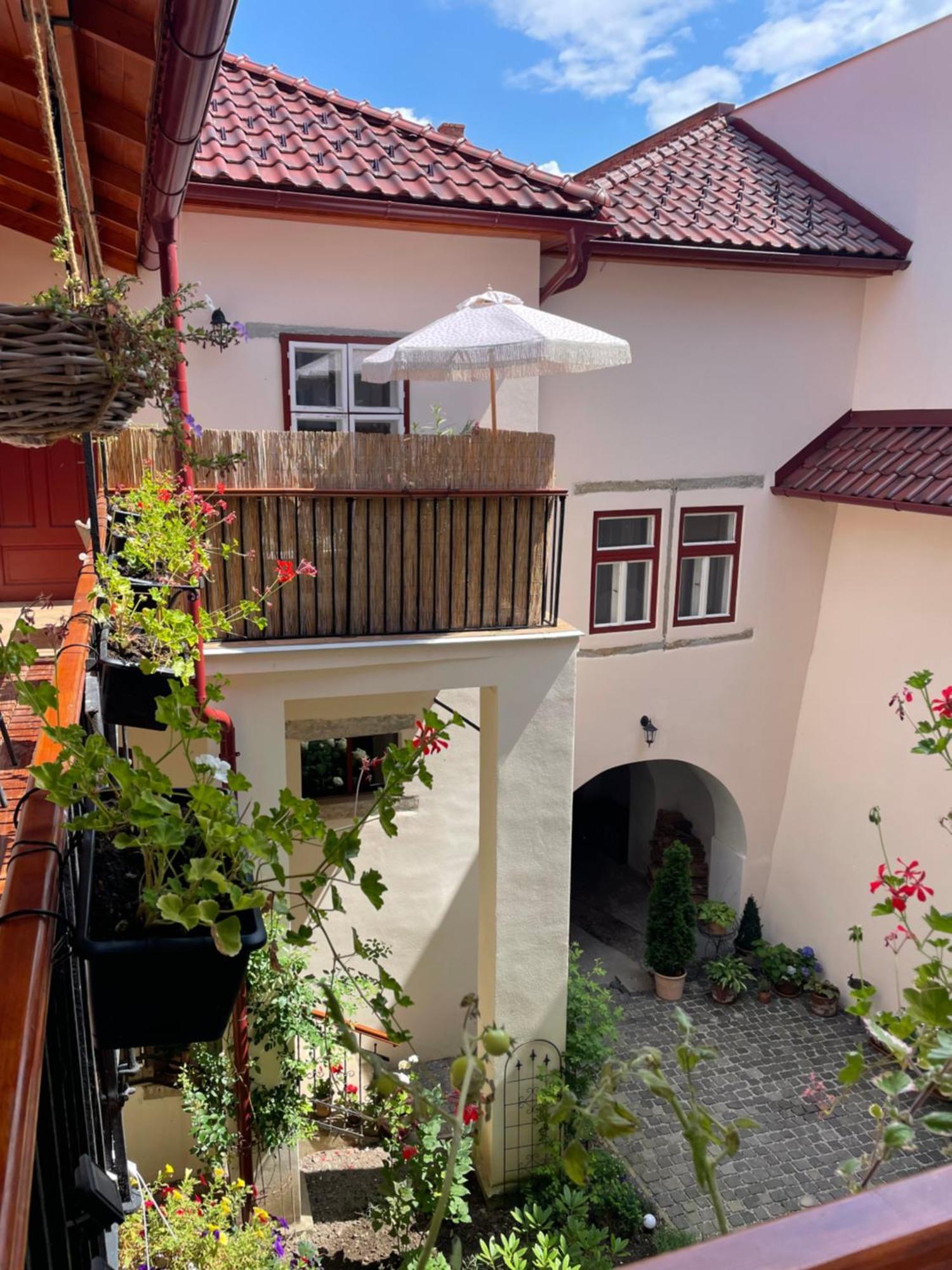 Historical Zaffir House - Market Square *
